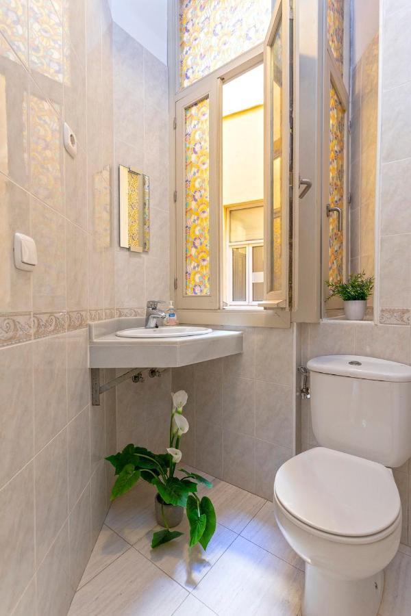 -Malagasunapts- Historic Heart Of Malaga Aa Wifi Esterno foto